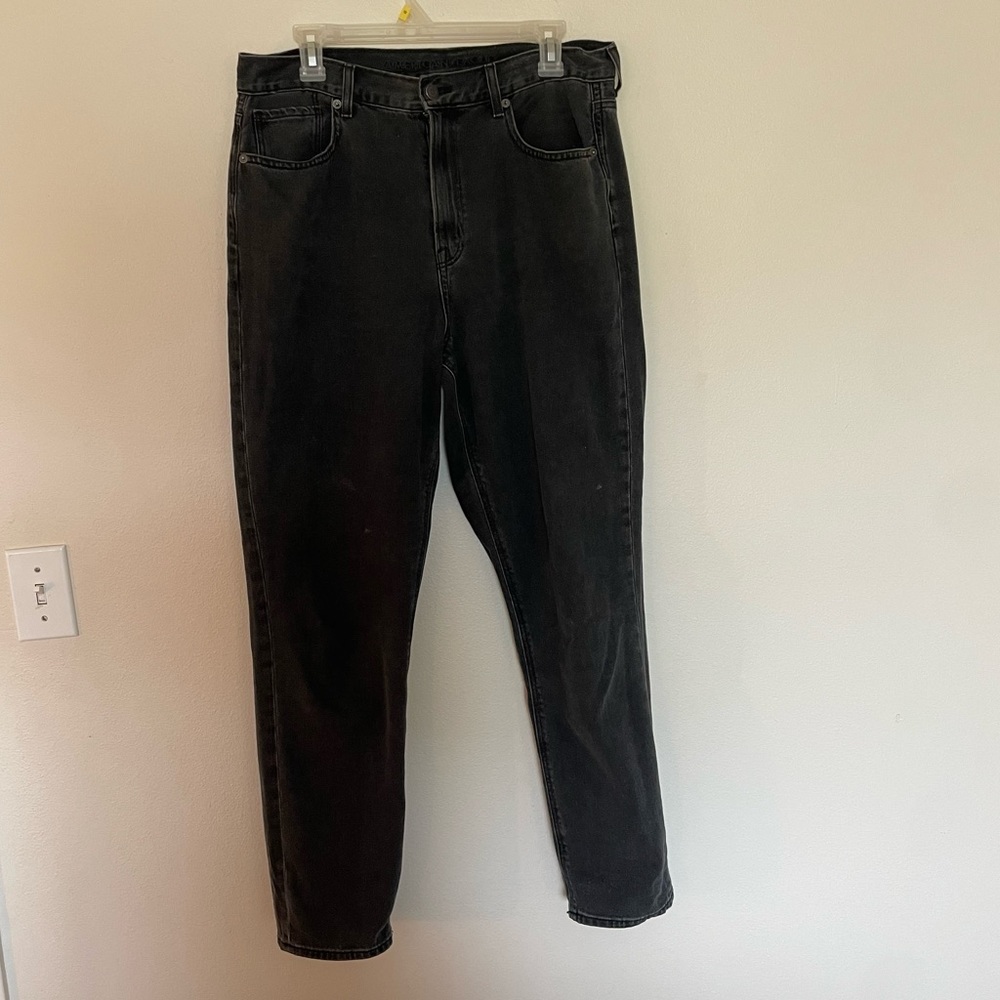 American Eagle Mom Jean